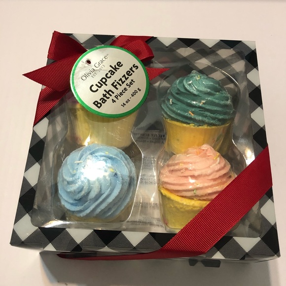 Other - 4 Cupcake Bath Fizzers gift set 14 OZ Olivia Grace